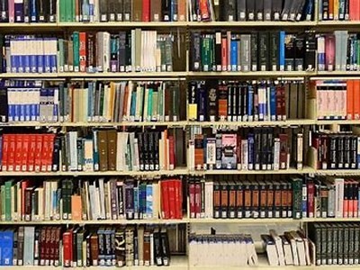 如何访问91图书馆的官方网站并登录图书馆账号？